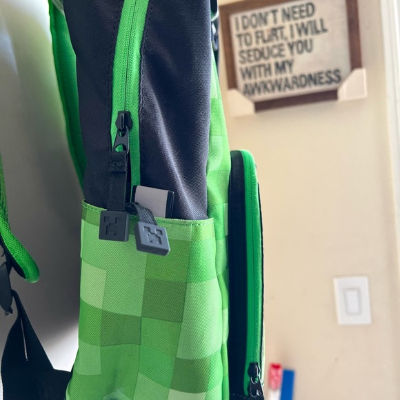 Super cute Creeper backpack - Picture 4 of 14